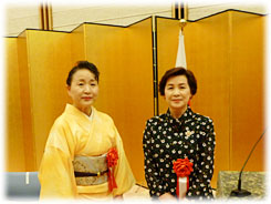 平田代表(左)、木沢会長(右)