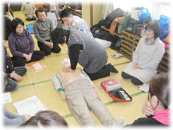 AEDを使用した心肺蘇生法