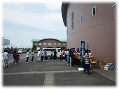 記念品(非常用持出袋)配布